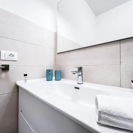 Apartment Grecale House *