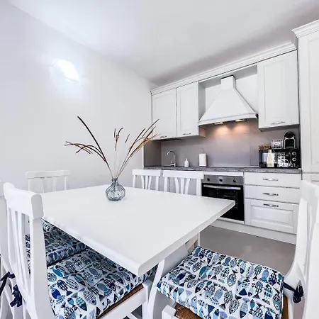 Grecale House Apartman *