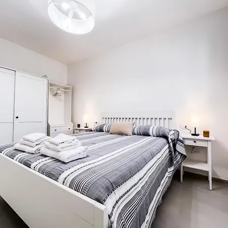 Grecale House Apartman *